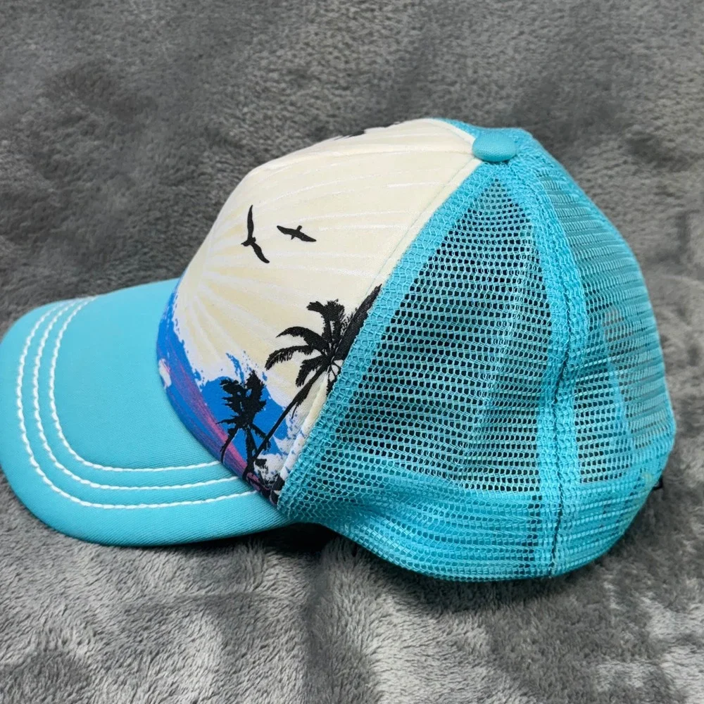 Del Sol stylish trucker